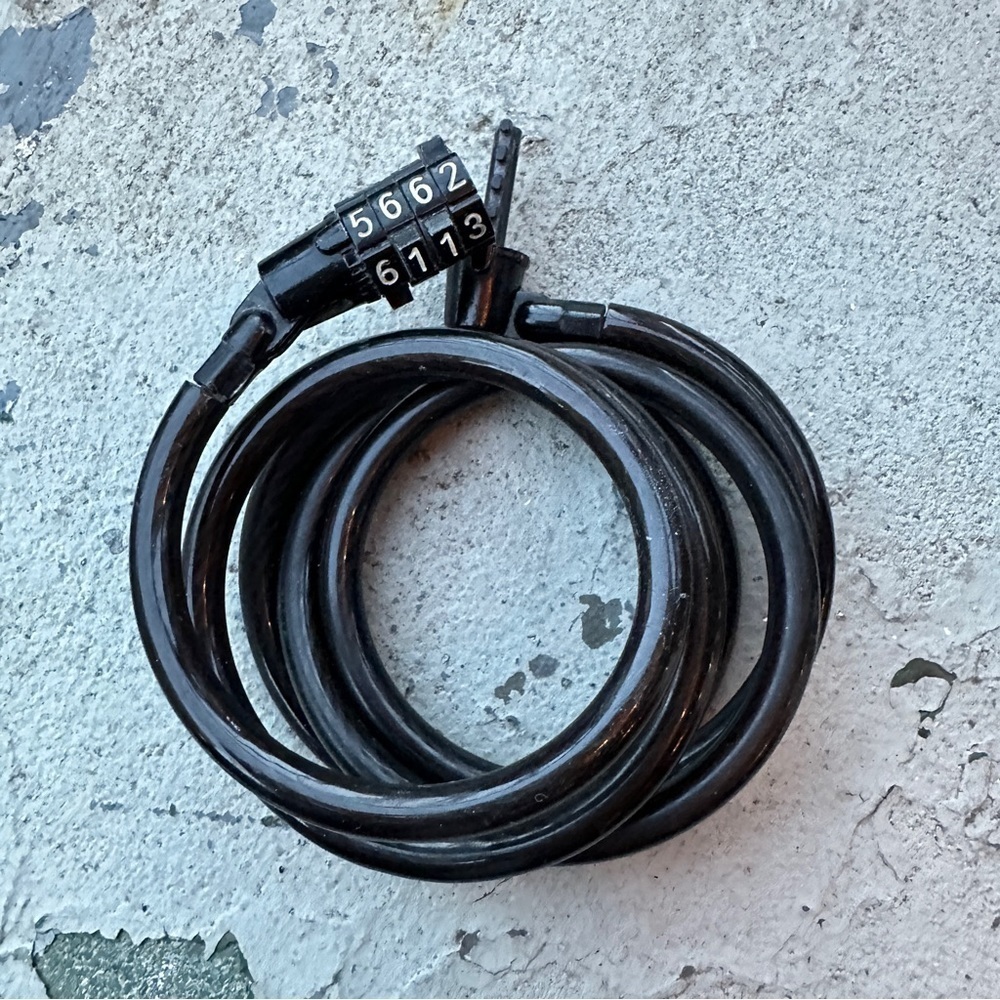 Multipurpose 4-Digits Combination Lock - Picture 7 of 10